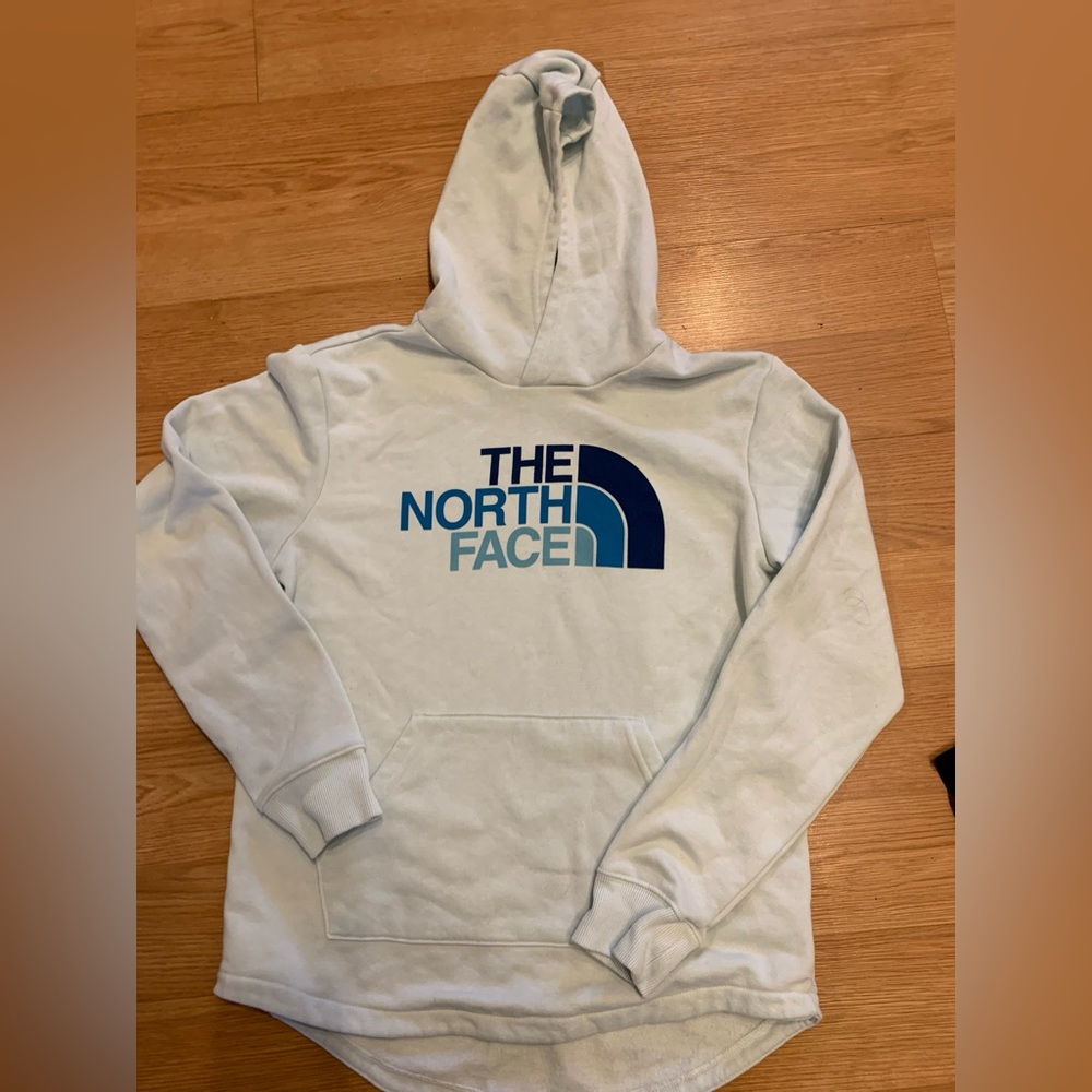 The north face hoodie like new size 14-16